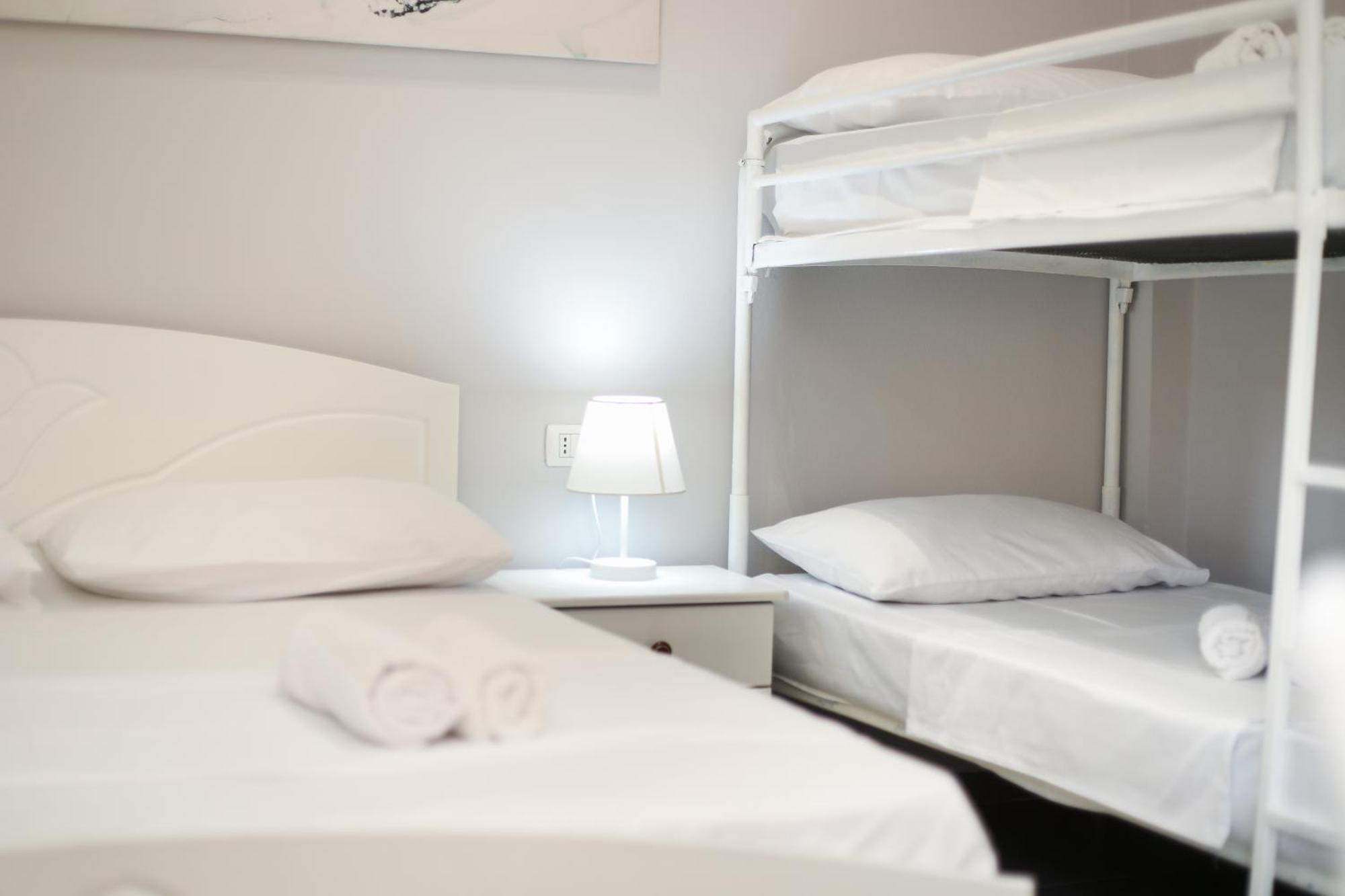 Vila Feliz - Premium Rooms With Free Private Parking Vlore Ngoại thất bức ảnh