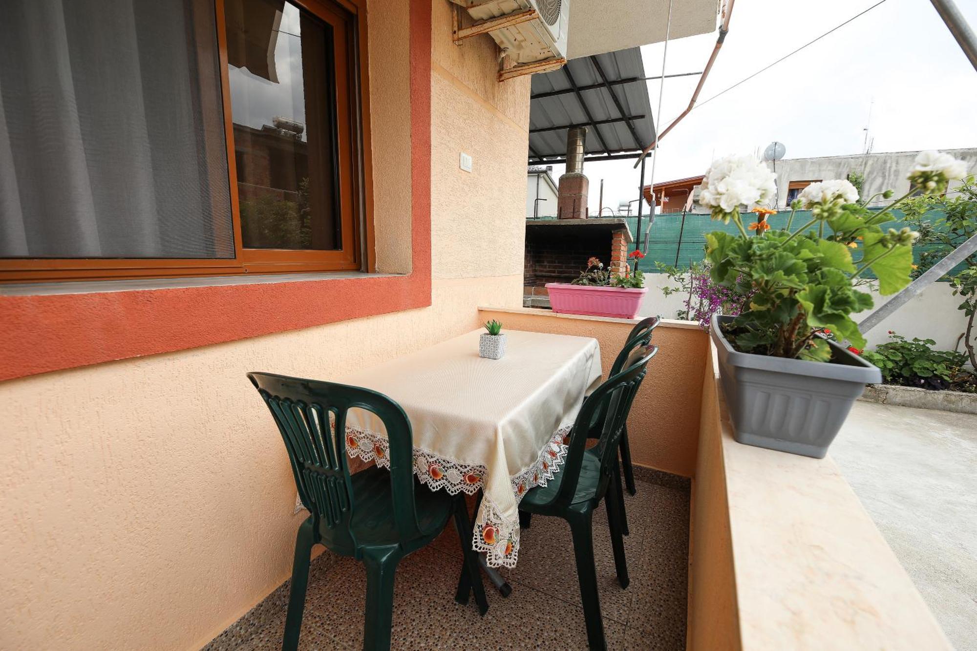 Vila Feliz - Premium Rooms With Free Private Parking Vlore Ngoại thất bức ảnh