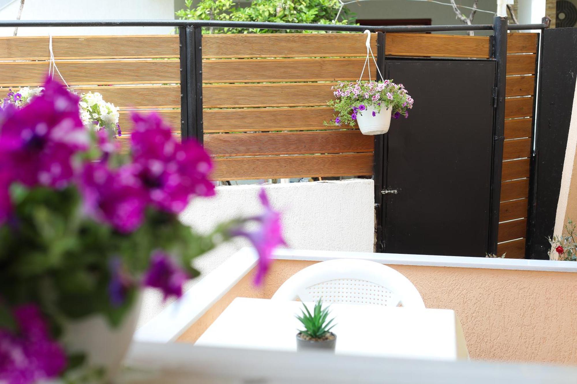 Vila Feliz - Premium Rooms With Free Private Parking Vlore Ngoại thất bức ảnh