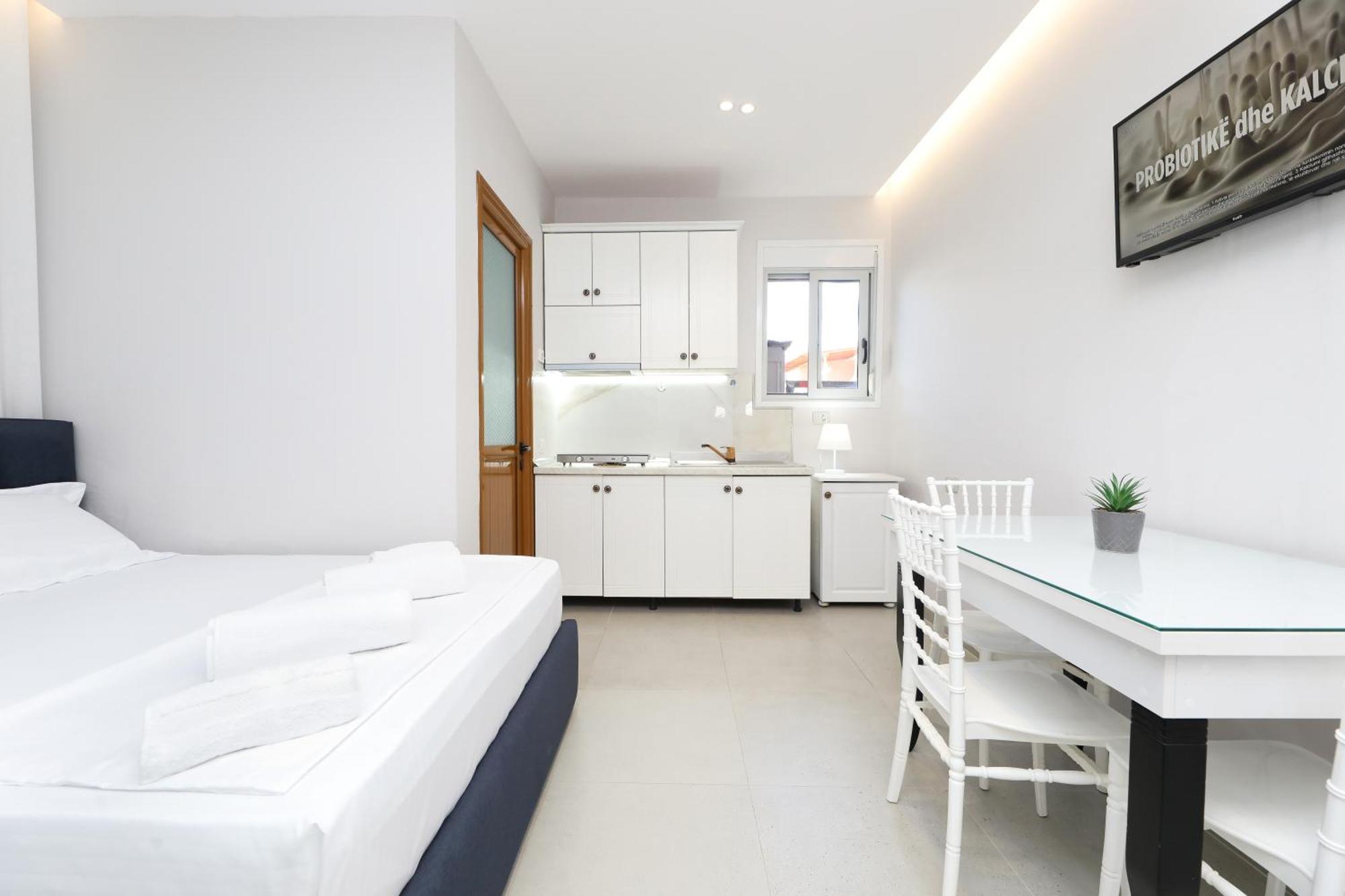 Vila Feliz - Premium Rooms With Free Private Parking Vlore Ngoại thất bức ảnh