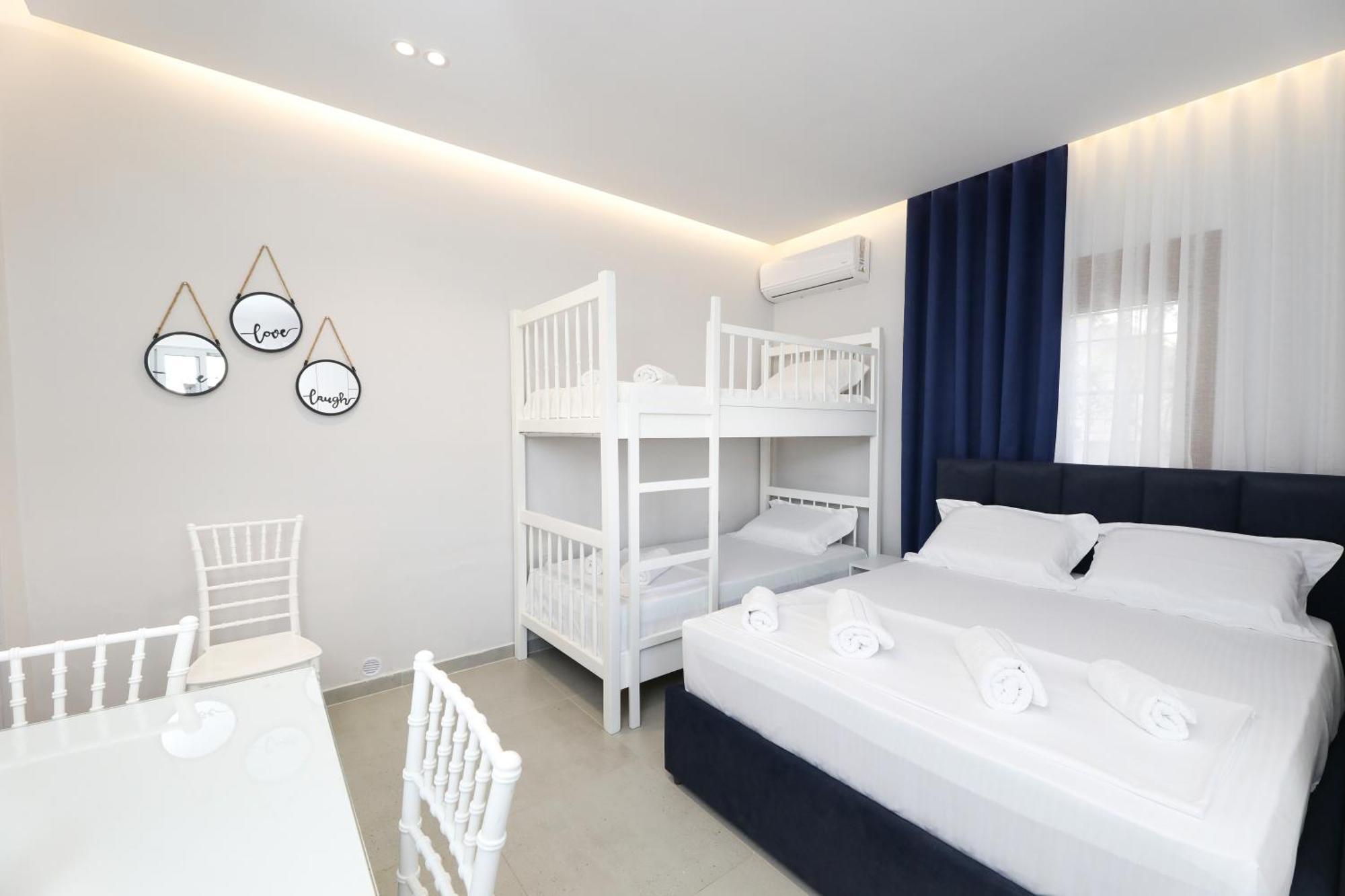 Vila Feliz - Premium Rooms With Free Private Parking Vlore Ngoại thất bức ảnh