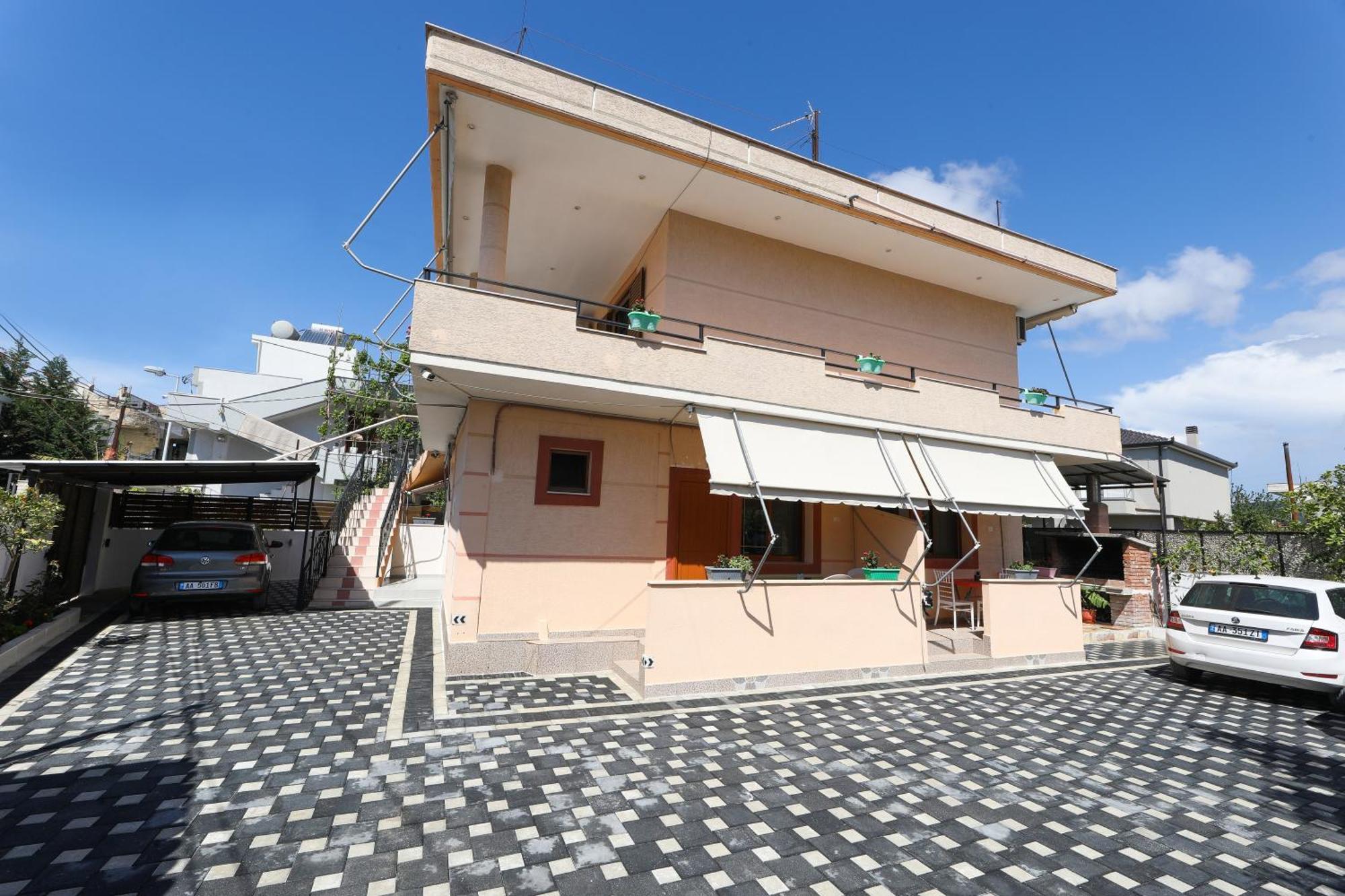 Vila Feliz - Premium Rooms With Free Private Parking Vlore Ngoại thất bức ảnh