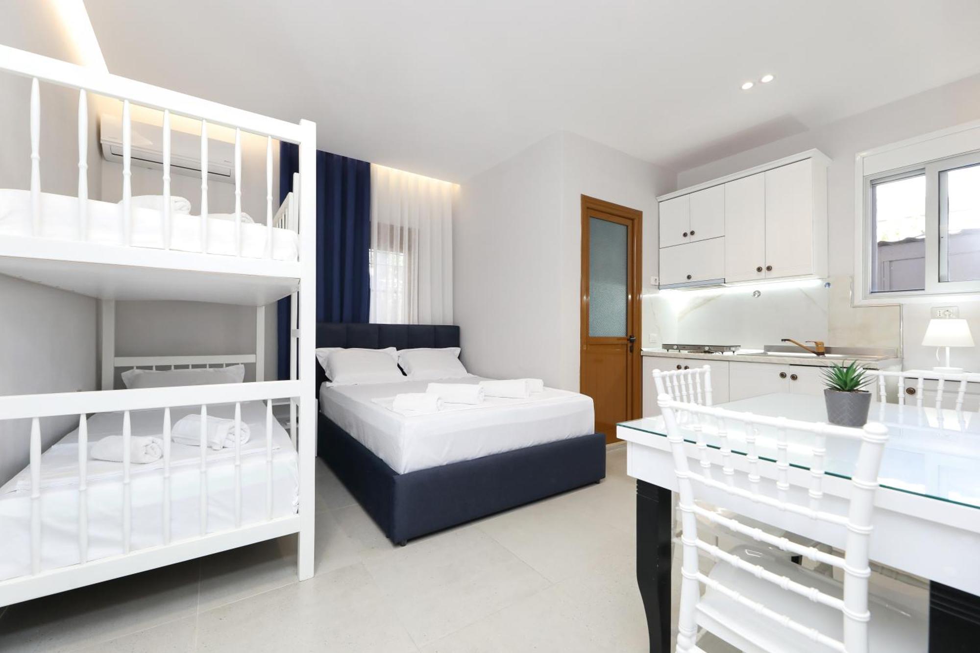Vila Feliz - Premium Rooms With Free Private Parking Vlore Ngoại thất bức ảnh